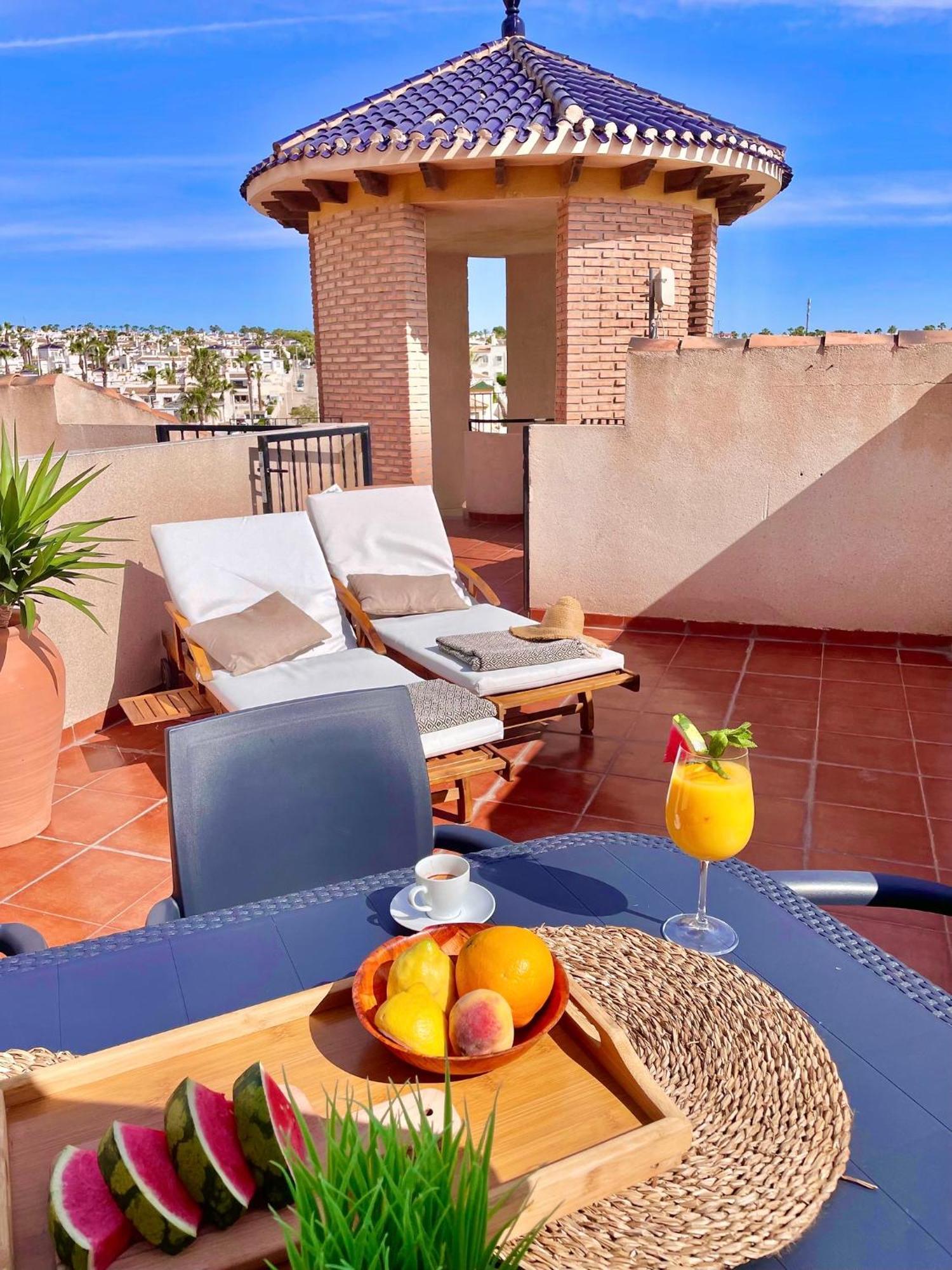 Casa Andres. Two Bed Penthouse Pool & Terrace Apartment Alicante Exterior photo